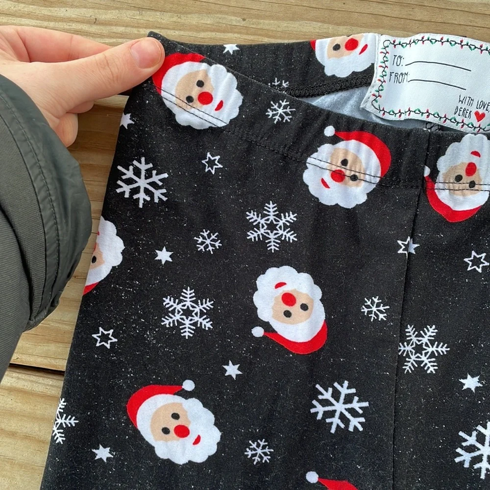 Santa Snowflake Print Bike Shorts